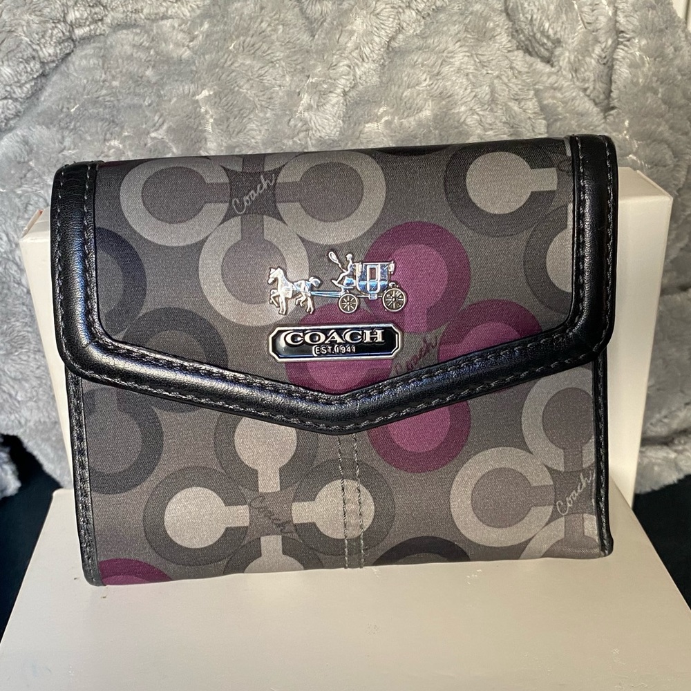 COACH Madison Clover Print Tri-Fold Wallet